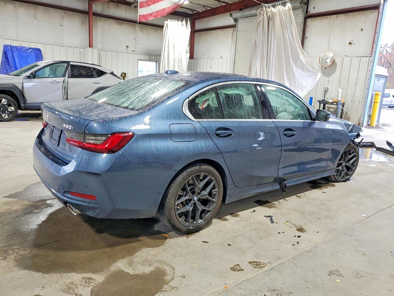 2025 BMW 330Xi - zdjęcie 3