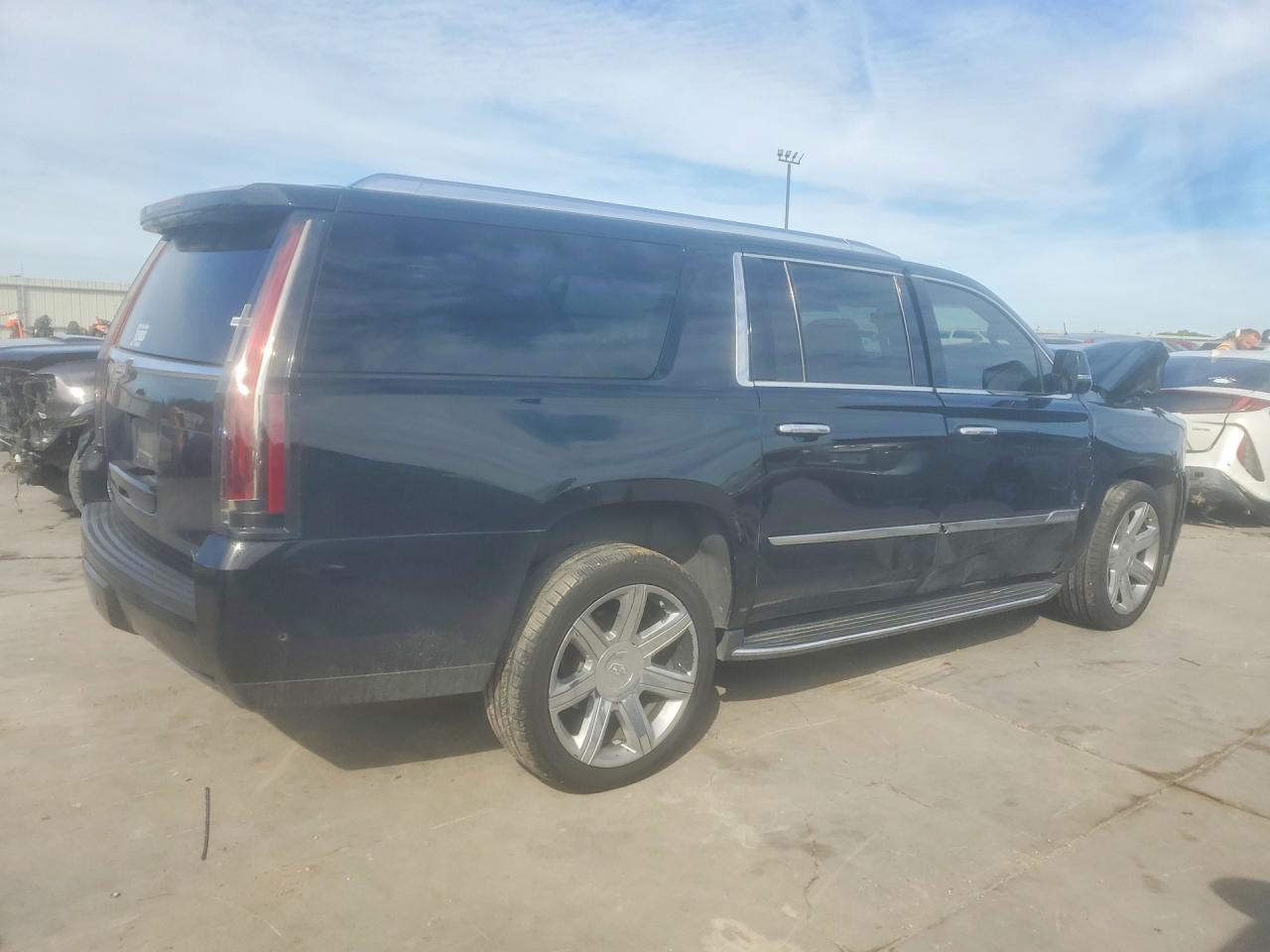 2020 Cadillac Escalade Esv Luxury - zdjęcie 3