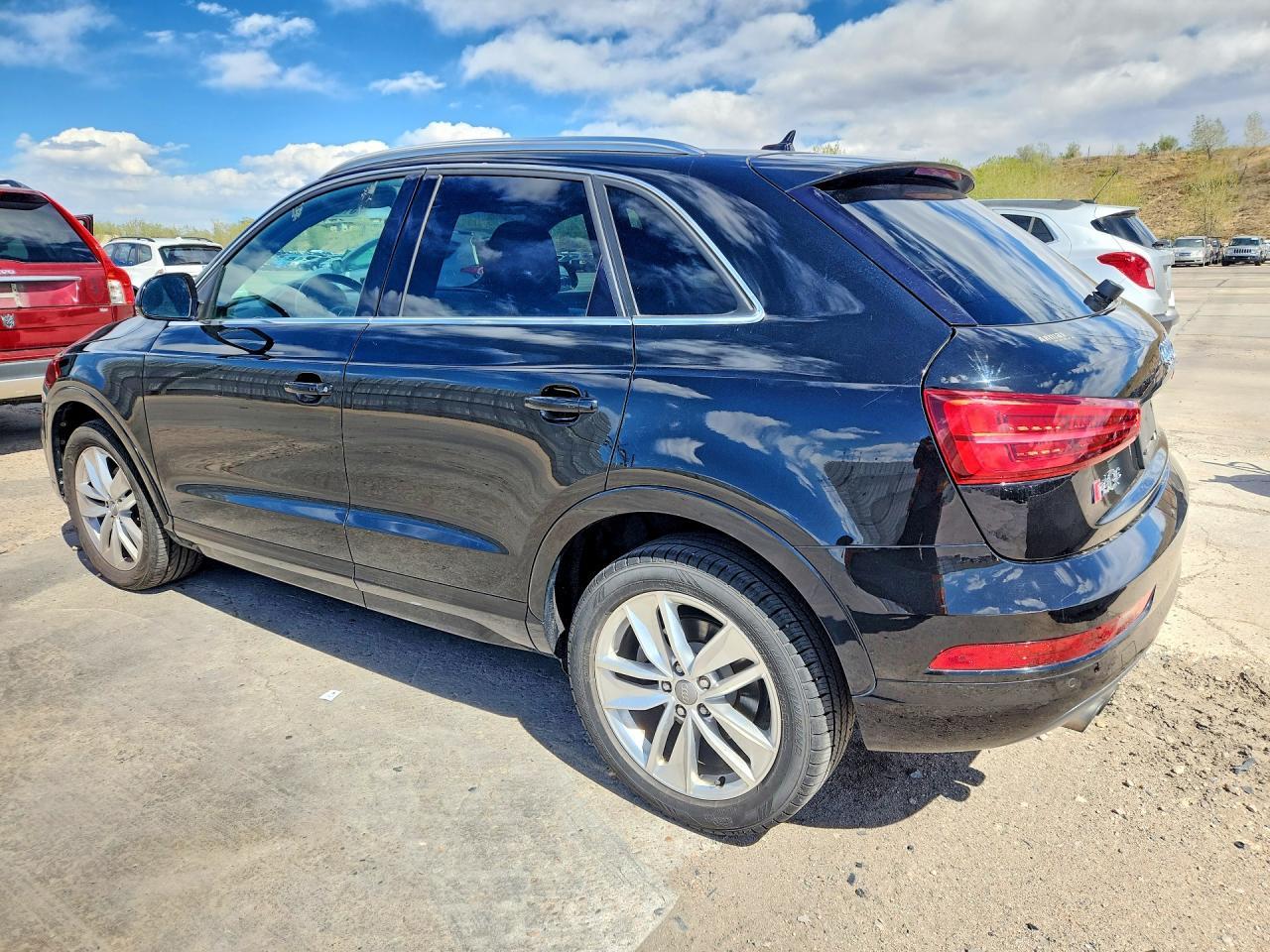 2016 Audi Q3 Premium Plus - zdjęcie 2