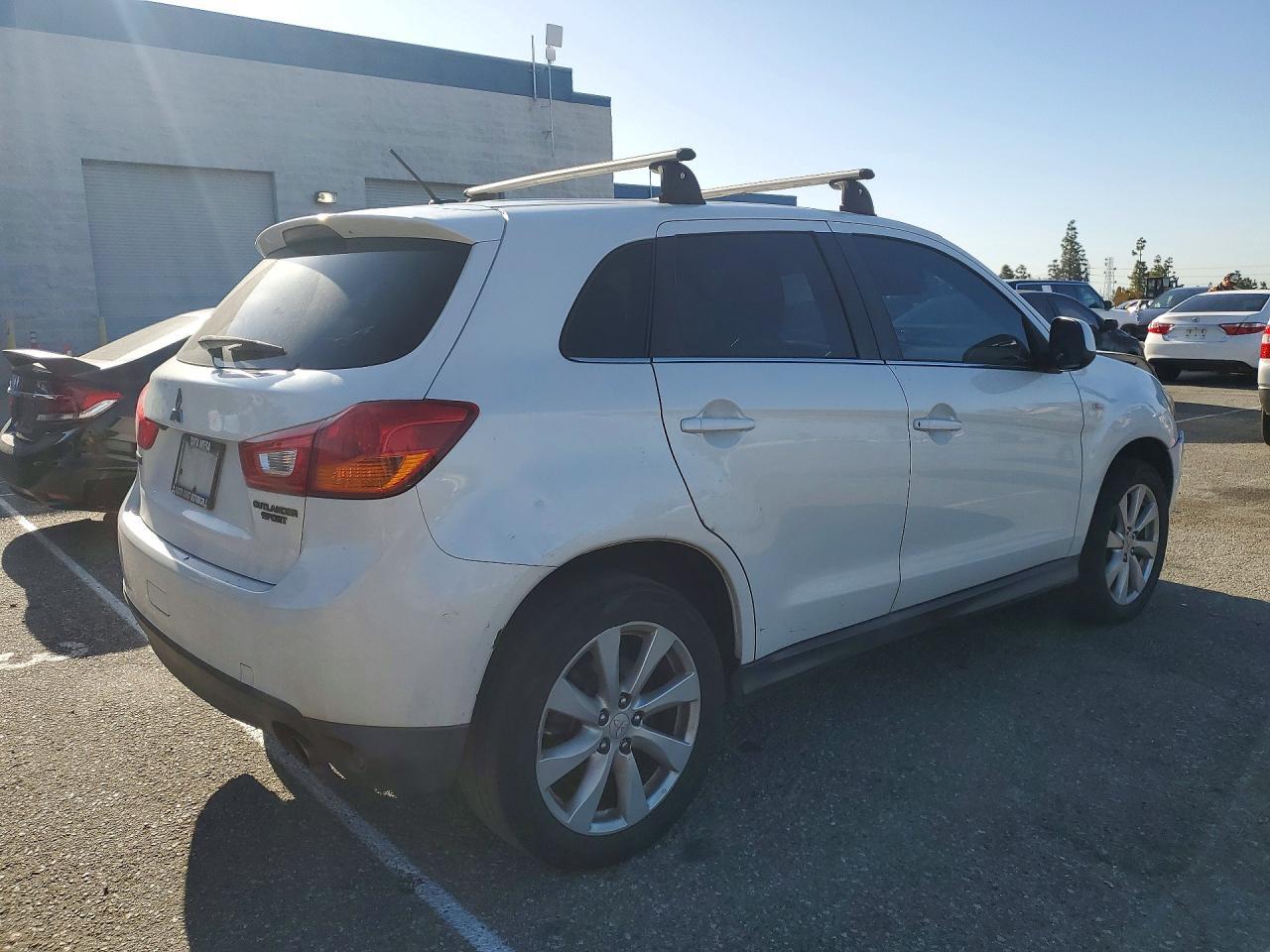 2015 Mitsubishi Outlander Sport Se - zdjęcie 3