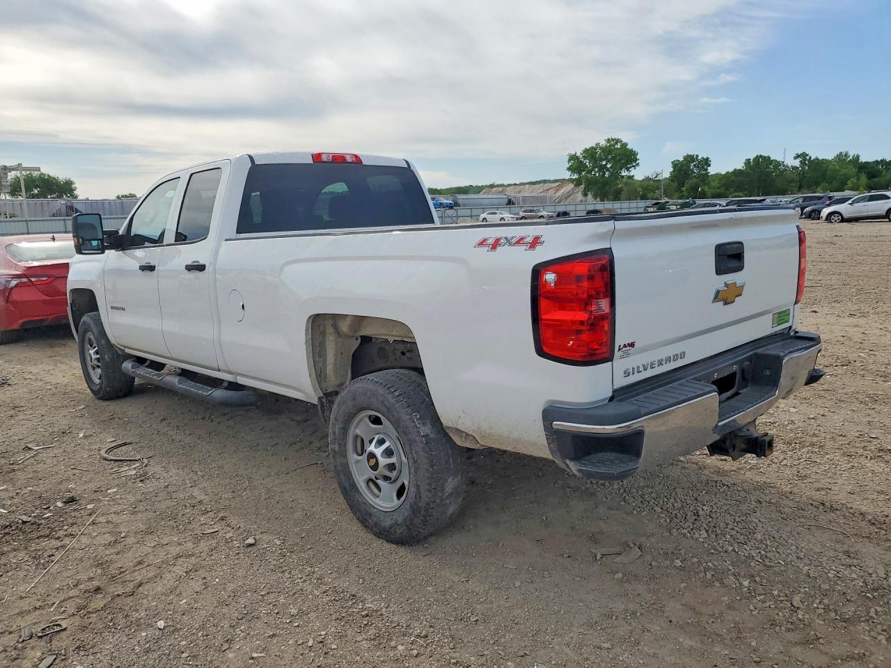 2015 Chevrolet Silverado K2500 Heavy Duty - zdjęcie 2