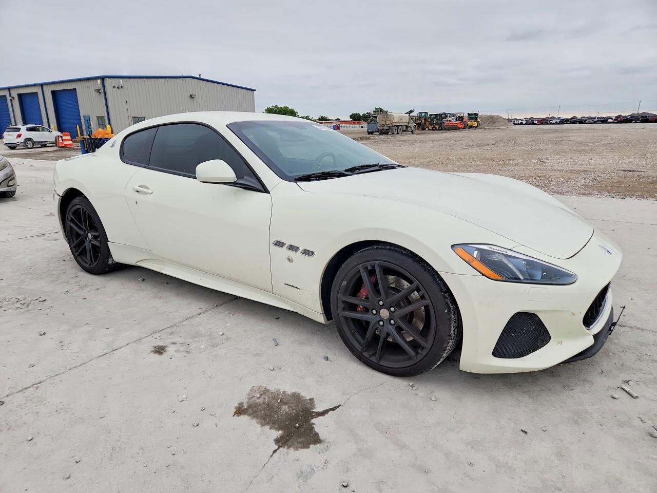 2018 Maserati Granturismo S - zdjęcie 4