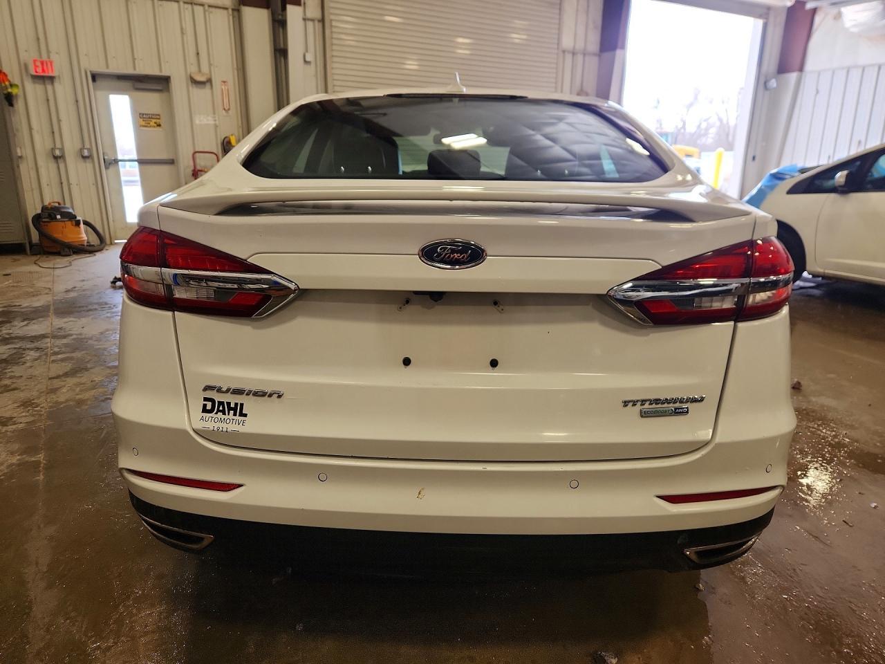 2020 Ford Fusion Titanium - zdjęcie 6