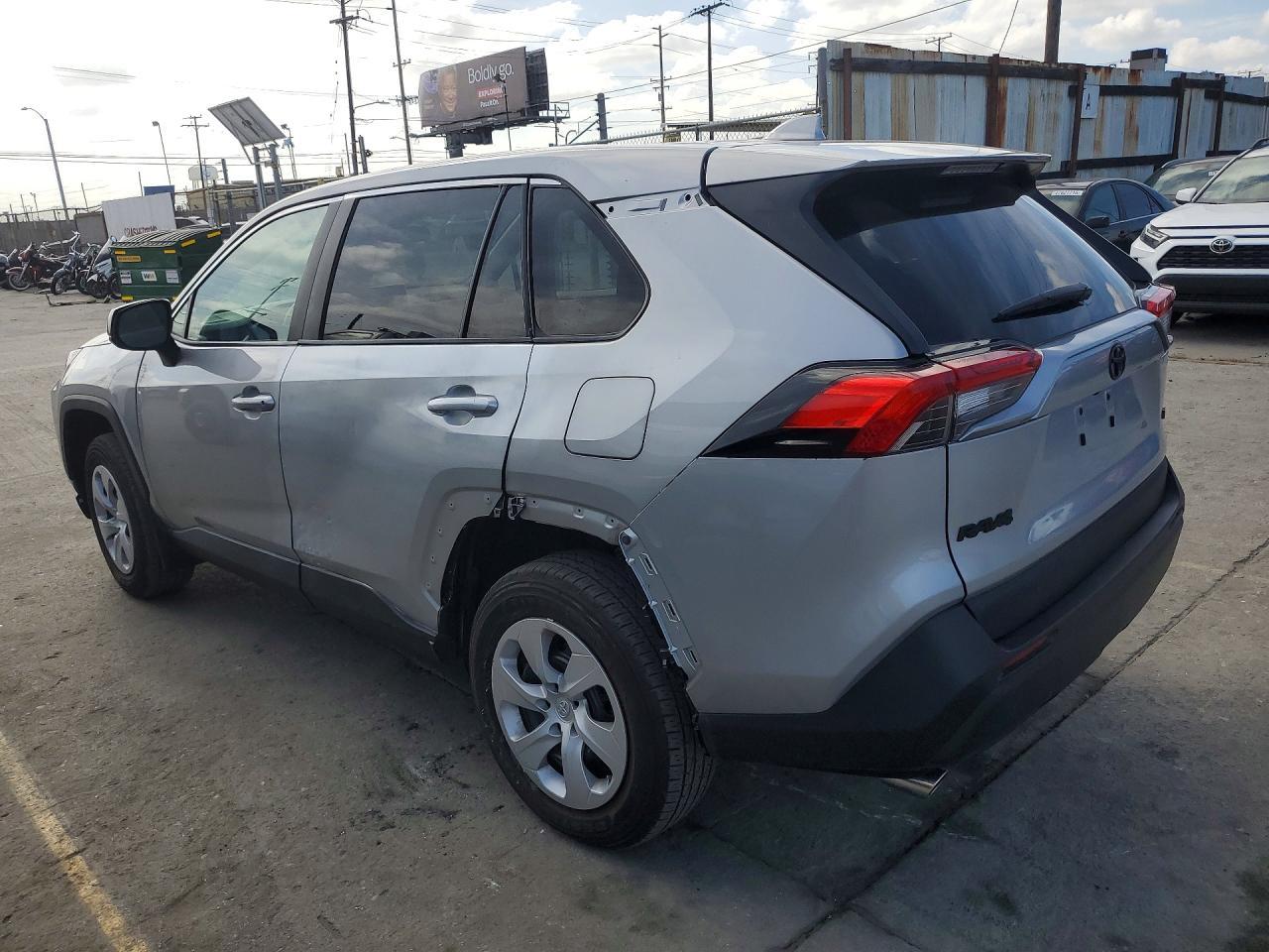 2024 Toyota Rav4 Le - zdjęcie 2