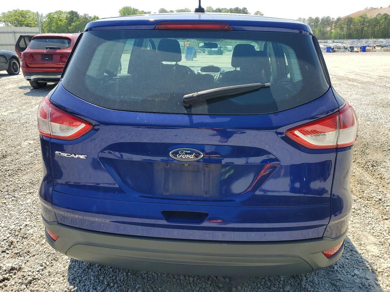 2015 Ford Escape S - zdjęcie 6