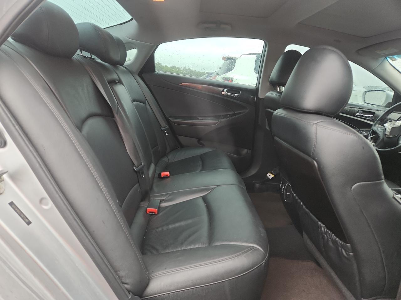 2013 Hyundai Sonata Limited - zdjęcie 10