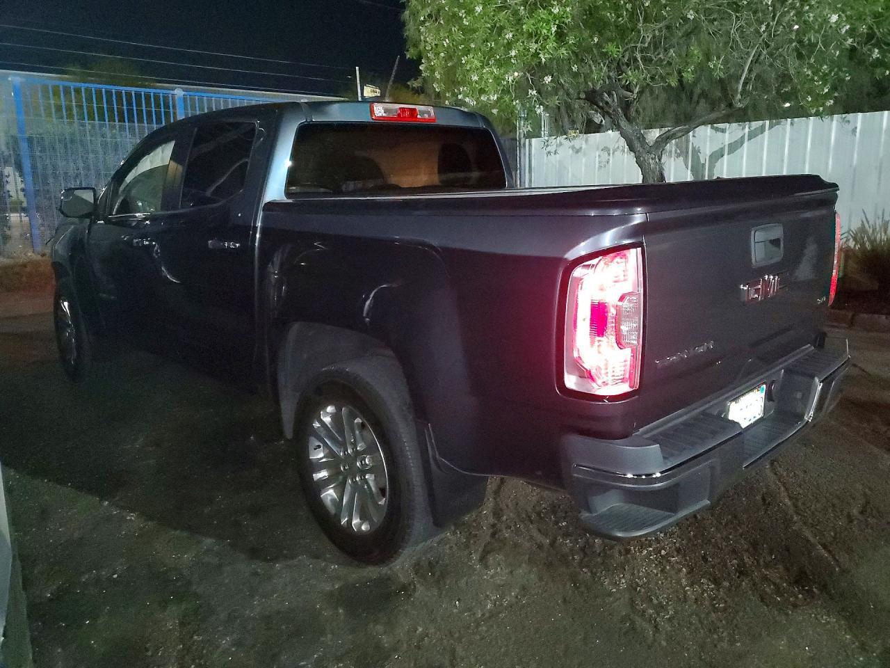 2015 GMC Canyon Slt - zdjęcie 2