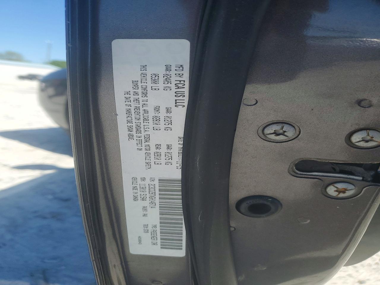 2016 Dodge Challenger R - zdjęcie 12