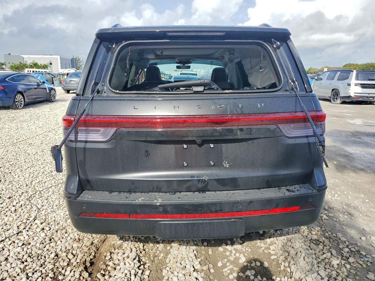 2024 Lincoln Navigator Reserve - zdjęcie 6