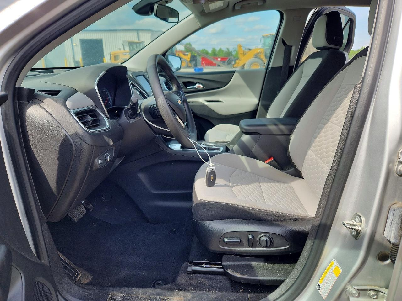 2020 Chevrolet Equinox Ls - zdjęcie 7