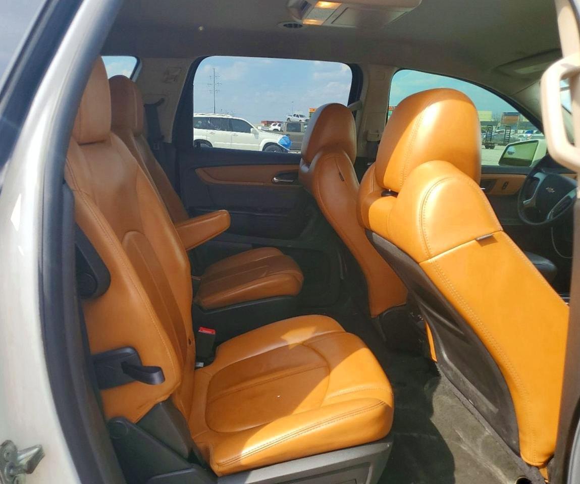2014 Chevrolet Traverse Lt - zdjęcie 11