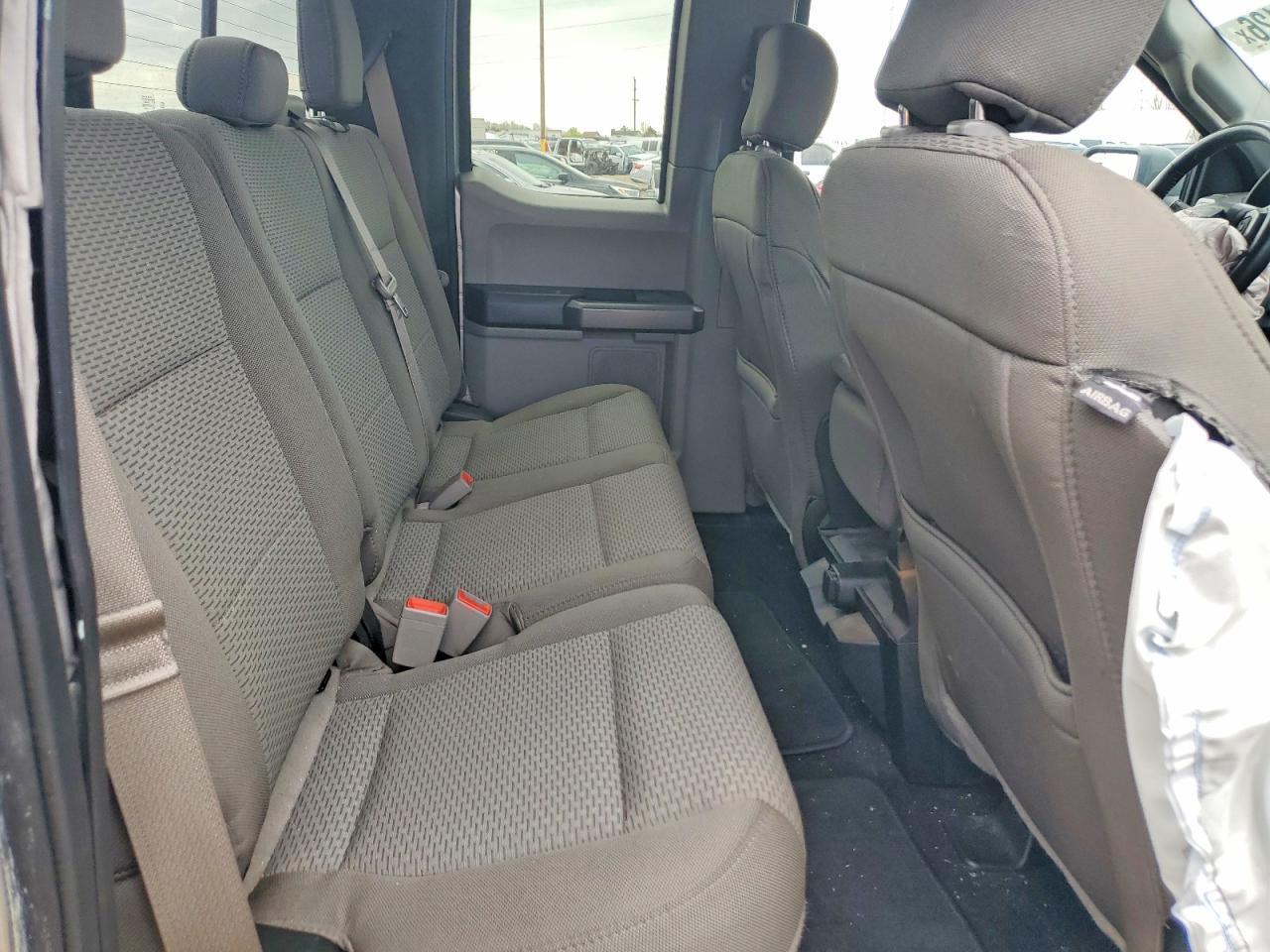 2019 Ford F150 Super Cab - zdjęcie 10