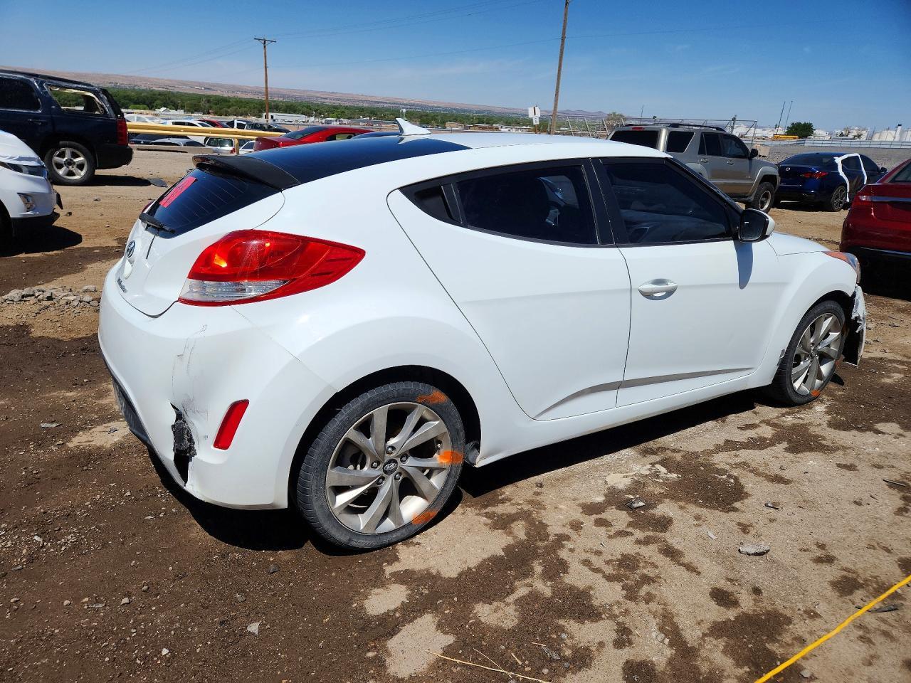 2016 Hyundai Veloster Base - zdjęcie 3