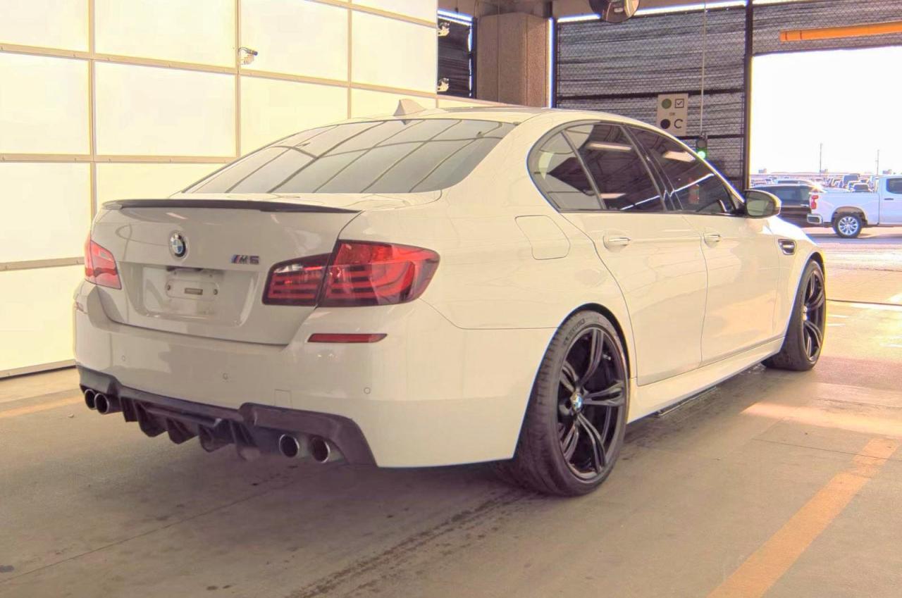 2013 BMW M5 - zdjęcie 4