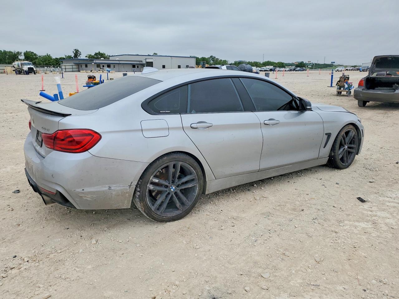 2018 BMW 440I - zdjęcie 3