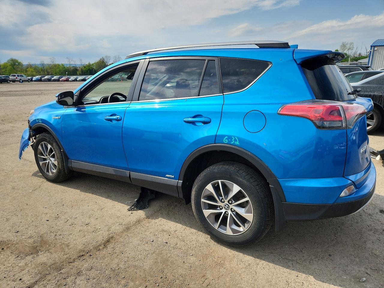 2018 Toyota Rav4 Hybrid Le - zdjęcie 2