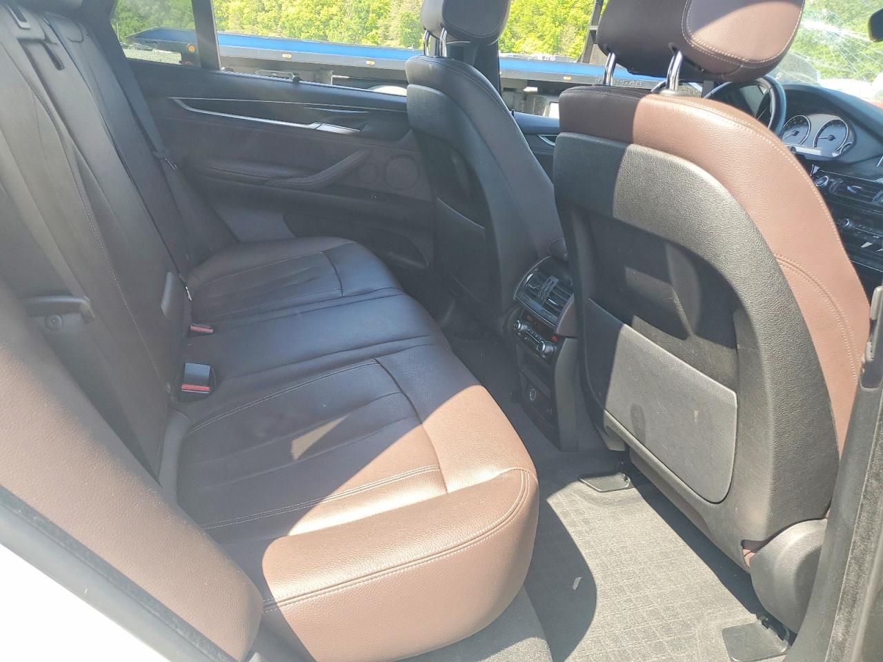 2017 BMW X5 xDrive35I - zdjęcie 11