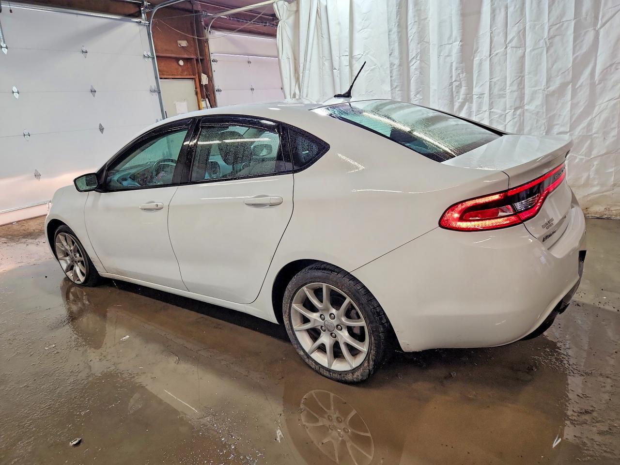 2013 Dodge Dart Sxt - zdjęcie 2