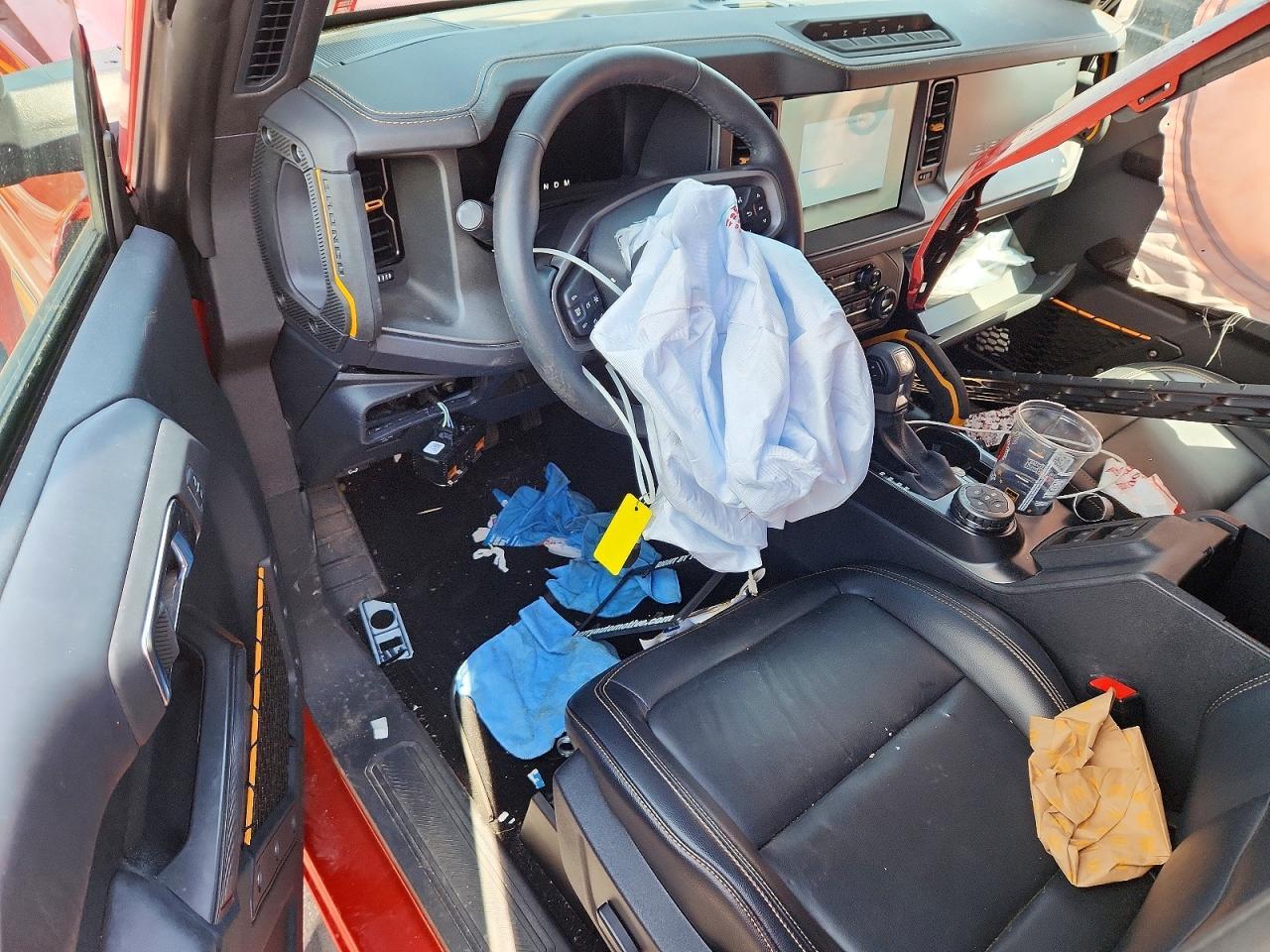 2024 Ford Bronco Badlands - zdjęcie 8