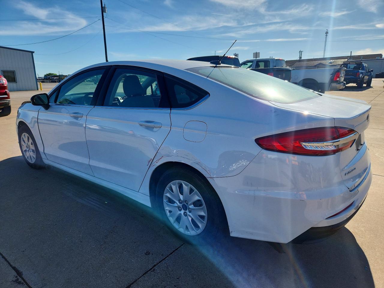 2019 Ford Fusion S - zdjęcie 2
