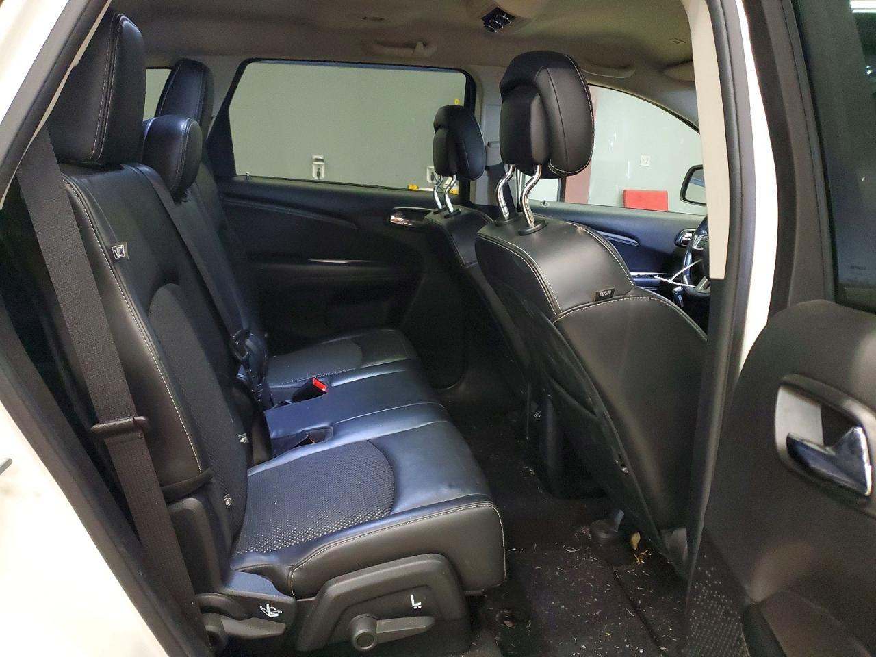 2018 Dodge Journey Crossroad - zdjęcie 11