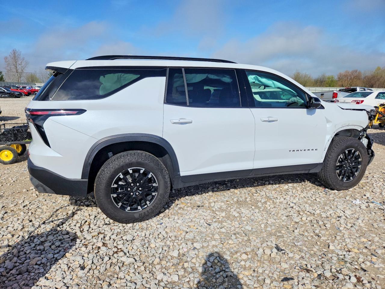 2026 Chevrolet Traverse Z71 - zdjęcie 3