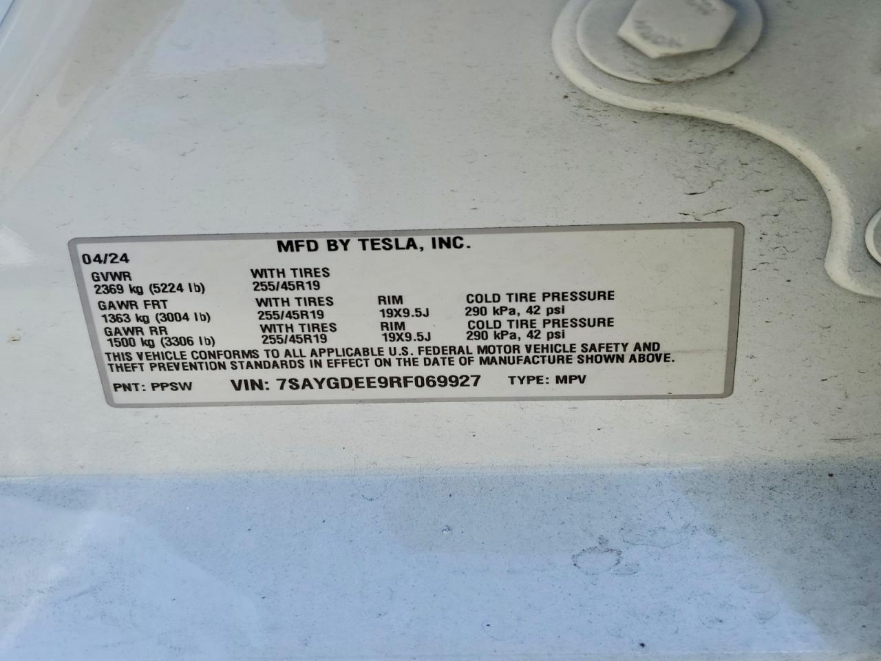2024 Tesla Model Y - zdjęcie 13