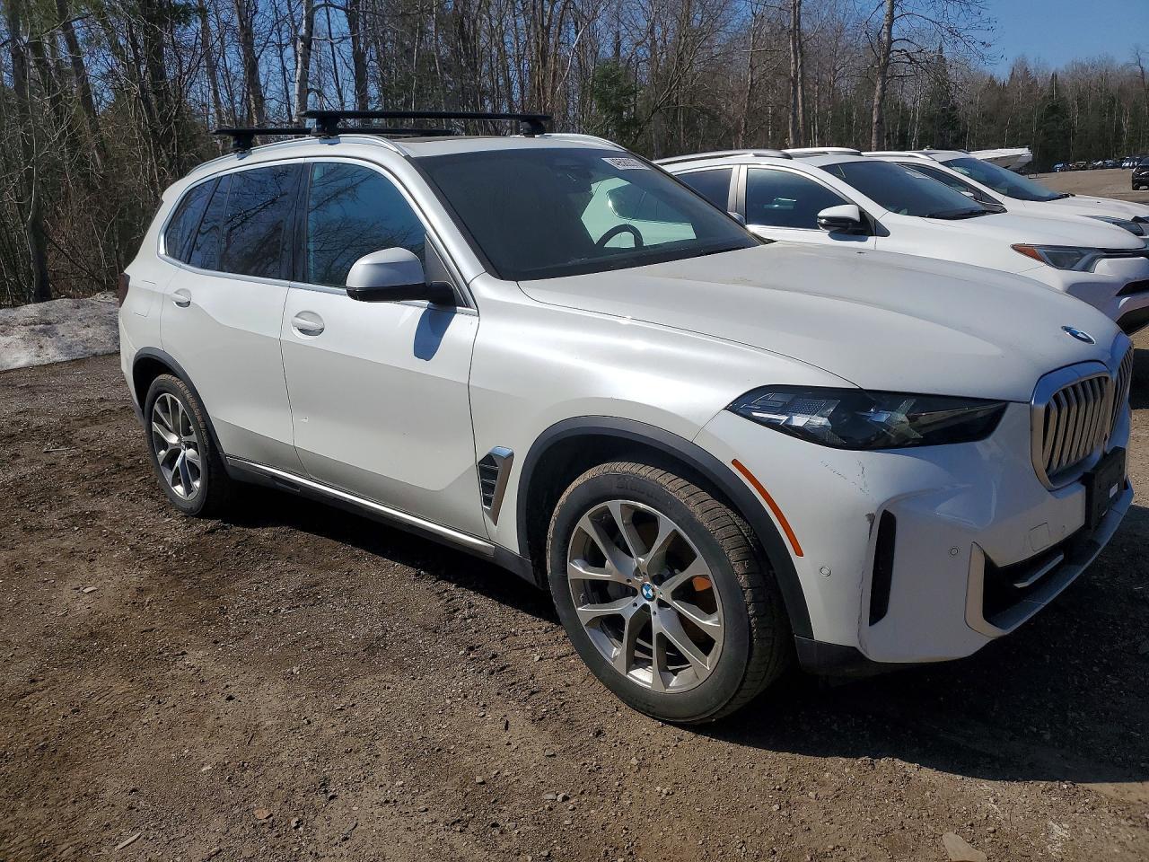 2024 BMW X5 xDrive40I - zdjęcie 4