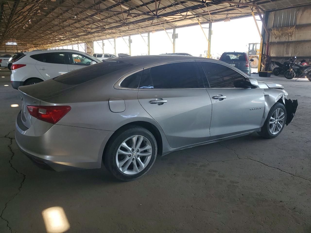 2018 Chevrolet Malibu Lt - zdjęcie 3