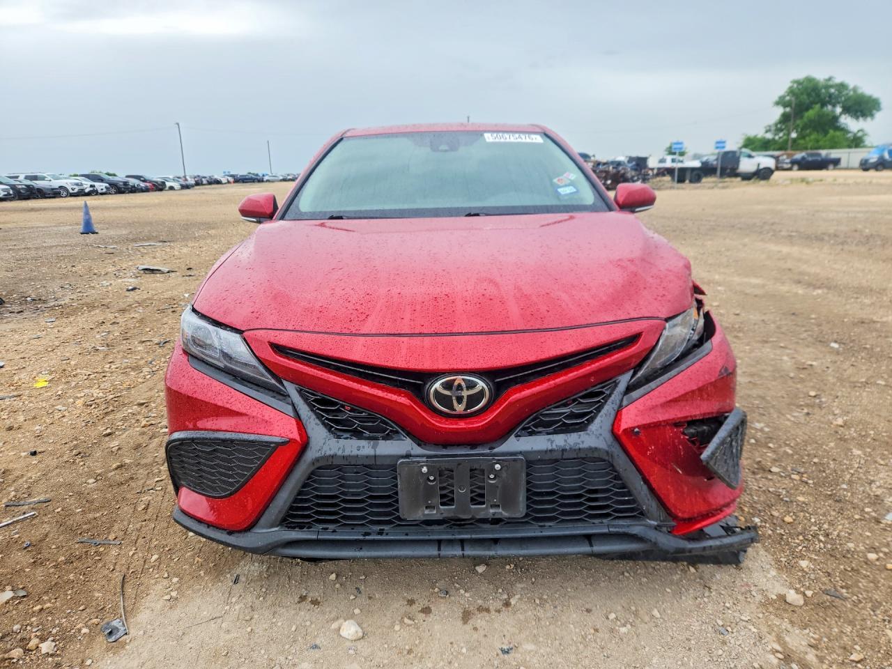 2022 Toyota Camry - zdjęcie 5