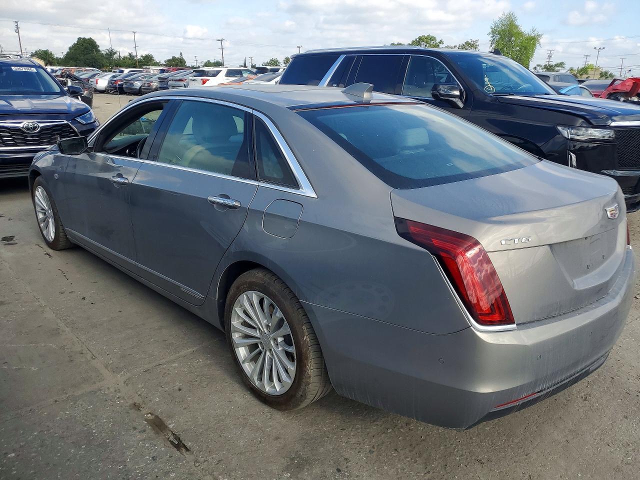 2018 Cadillac Ct6 Premium Luxury - zdjęcie 2