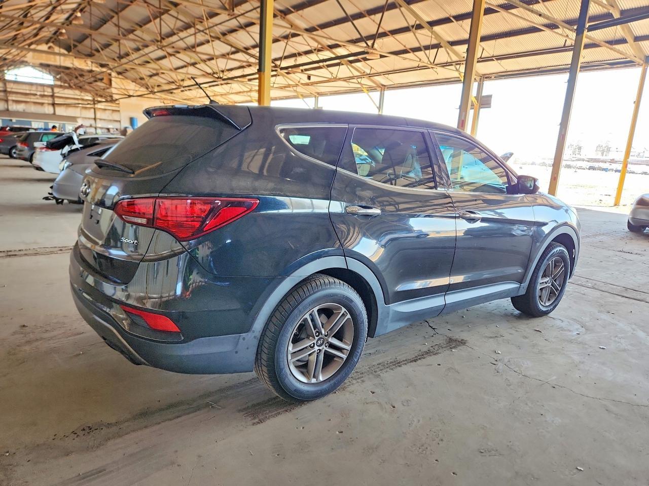 2018 Hyundai Santa Fe Sport 2.4L - zdjęcie 3