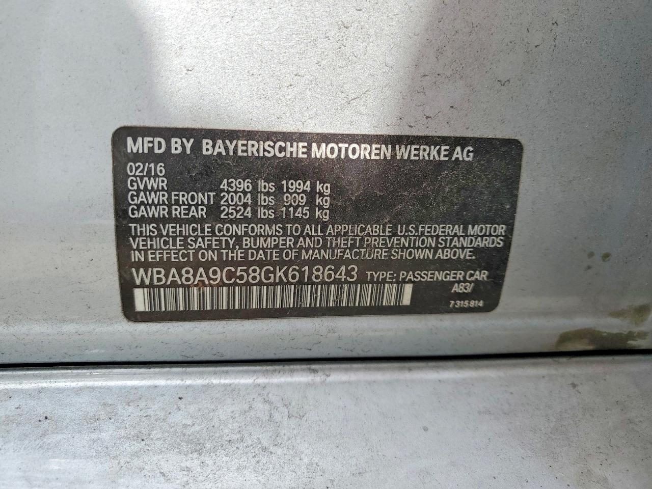 2016 BMW 320 I - zdjęcie 12