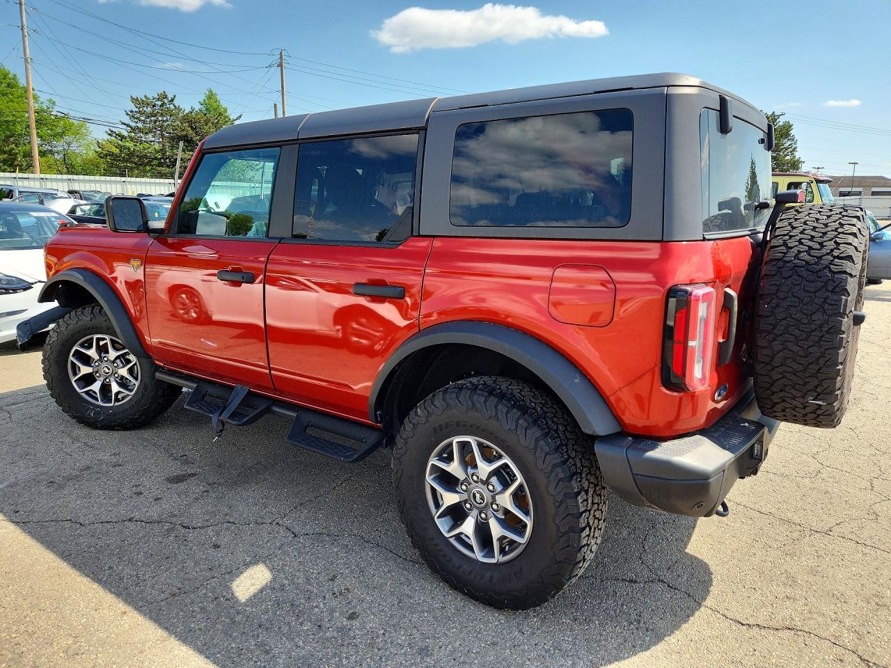2024 Ford Bronco Badlands - zdjęcie 2