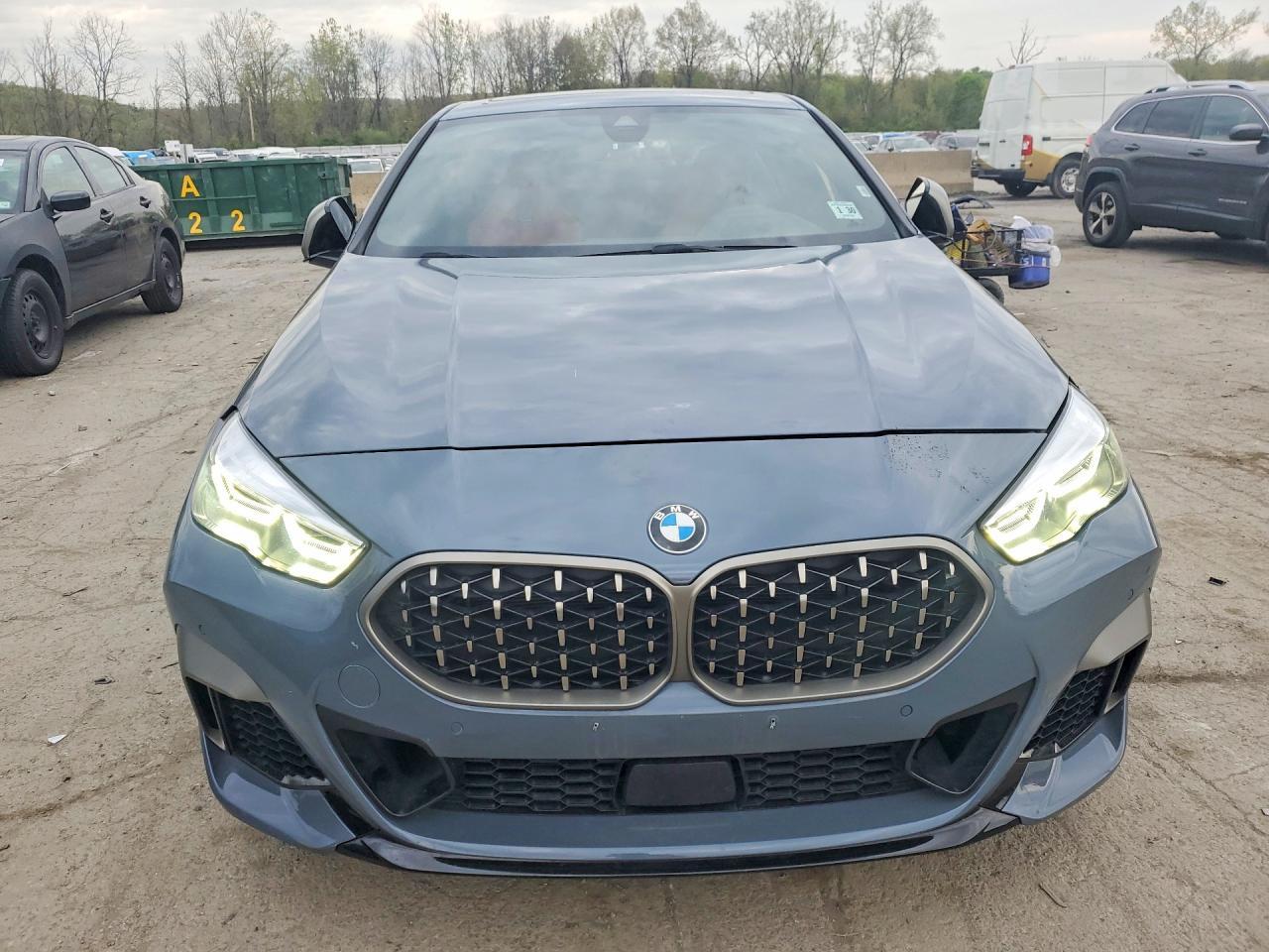 2024 BMW M235Xi - zdjęcie 5