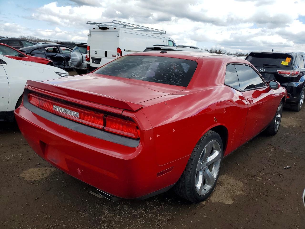 2013 Dodge Challenger Sxt - zdjęcie 3