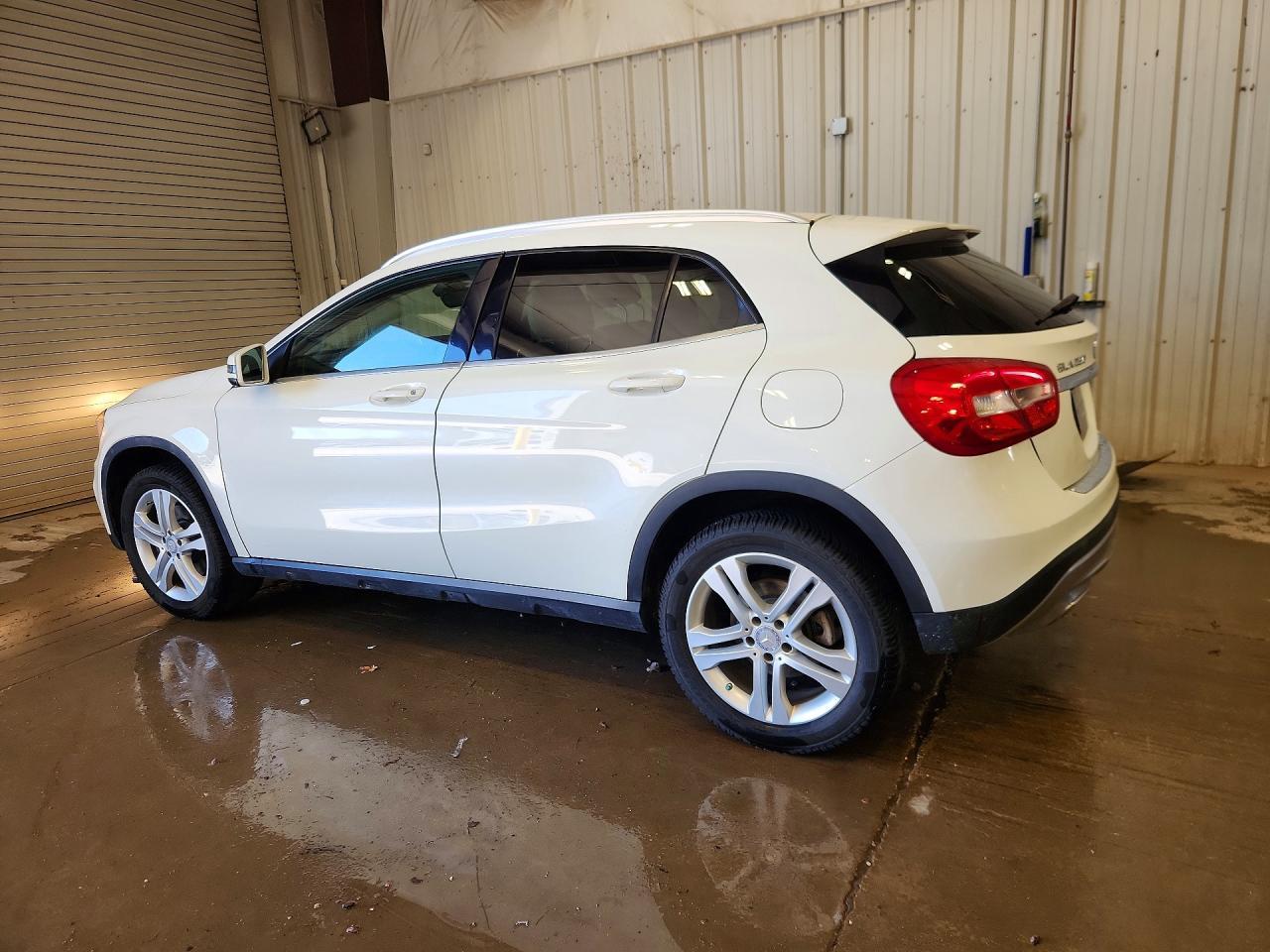 2016 Mercedes-Benz Gla 250 - zdjęcie 2