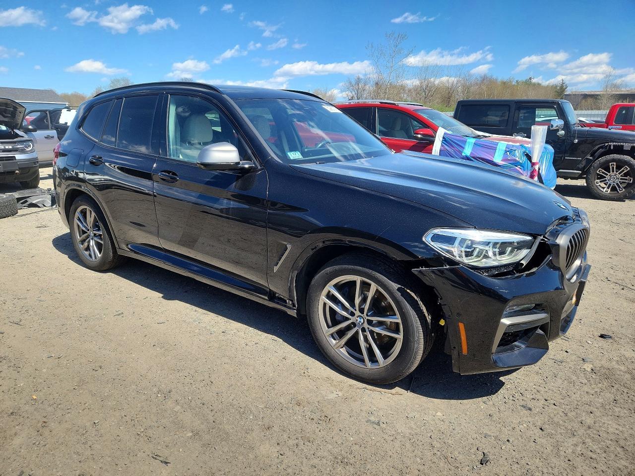 2021 BMW X3 xDrivem40I - zdjęcie 4