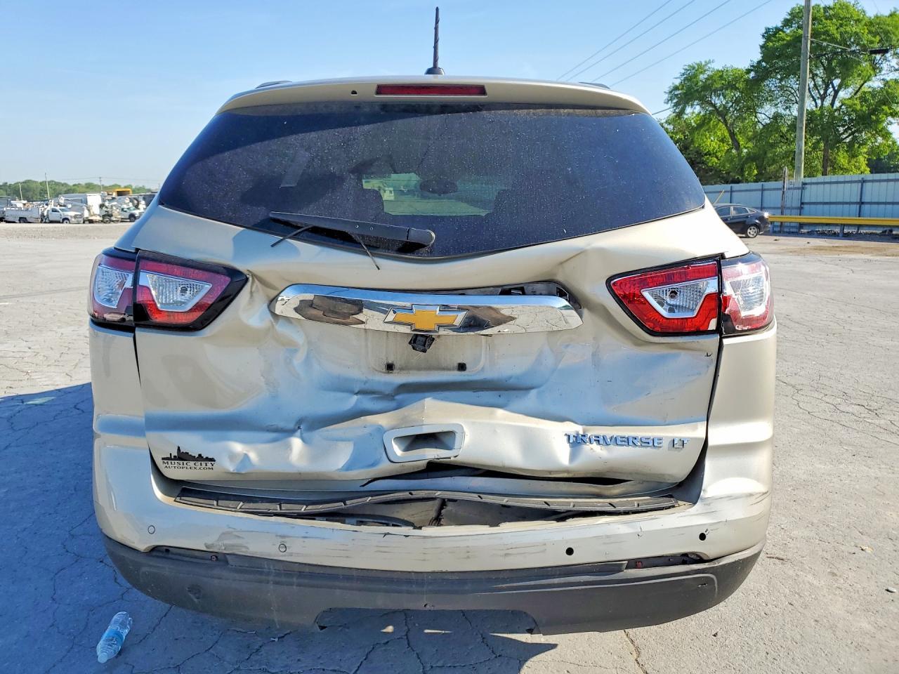 2016 Chevrolet Traverse Lt - zdjęcie 6