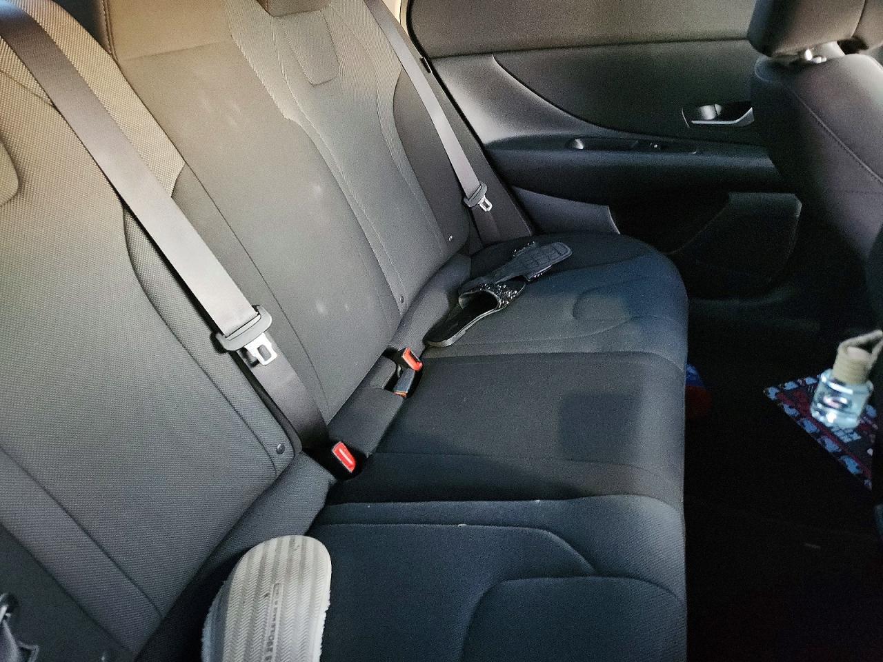 2024 Hyundai Elantra Se - zdjęcie 11