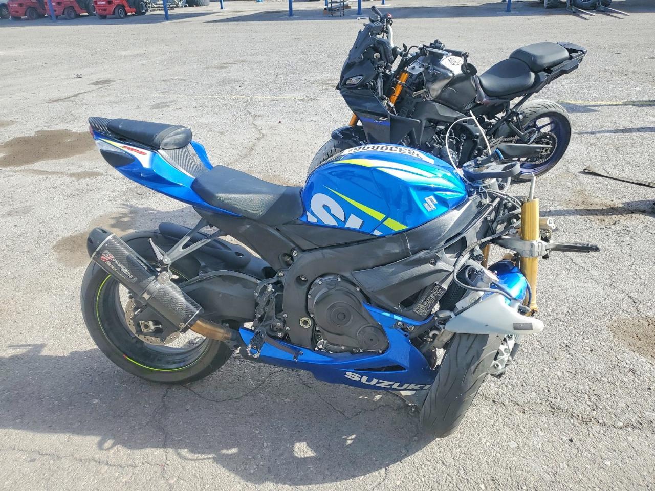 2015 Suzuki Gsx-R750 - zdjęcie główne