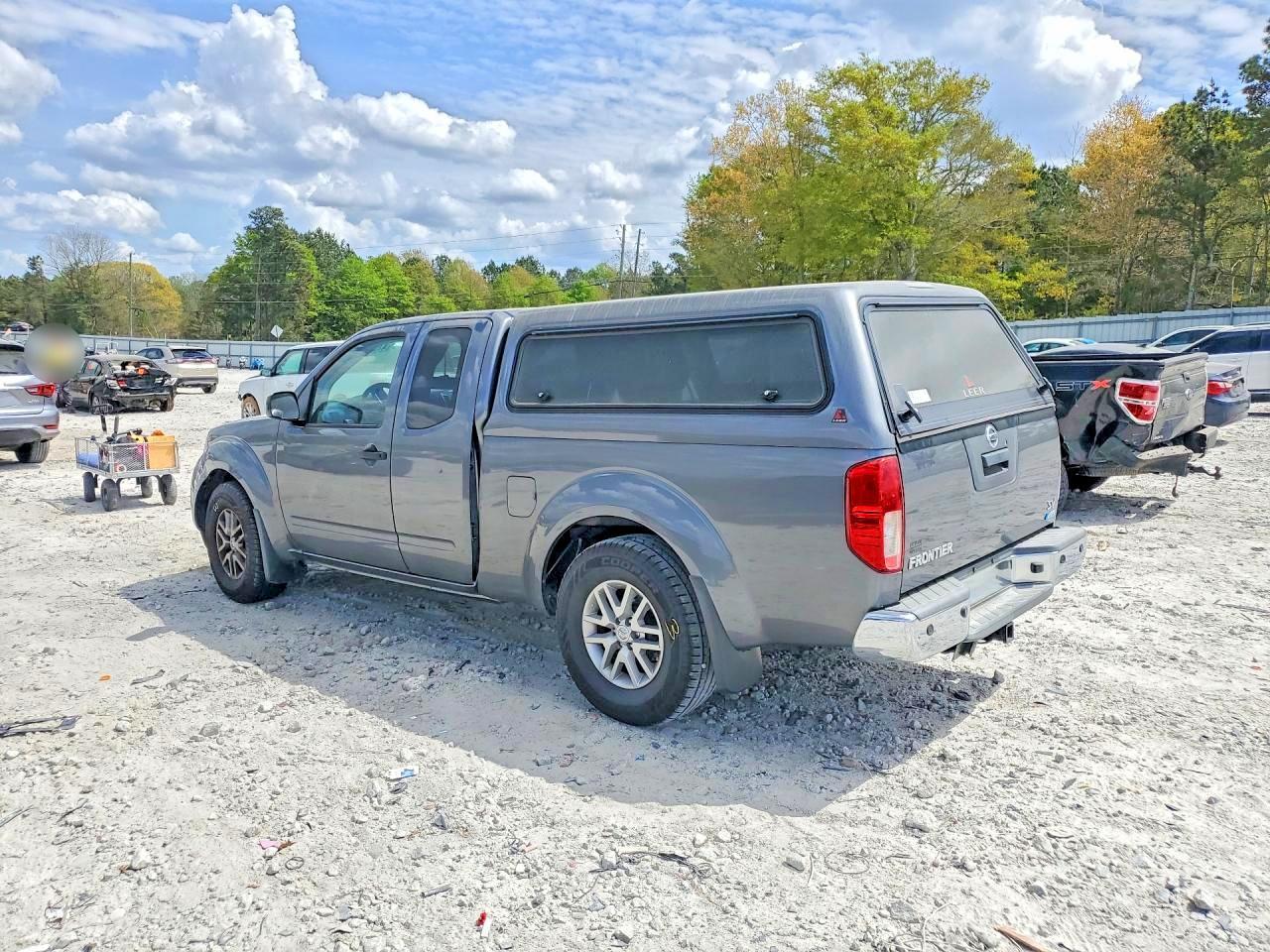 2019 Nissan Frontier Sv V6 - zdjęcie 2