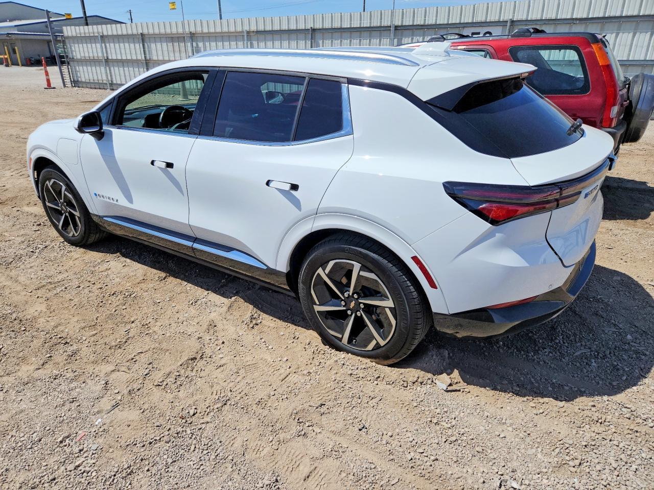 2024 Chevrolet Equinox 2Lt - zdjęcie 2