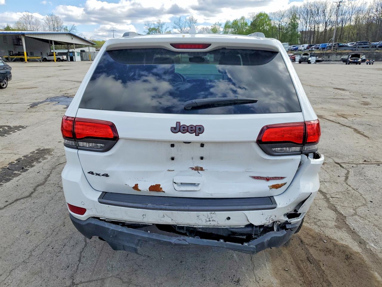 2017 Jeep Grand Cherokee Trailhawk - zdjęcie 6