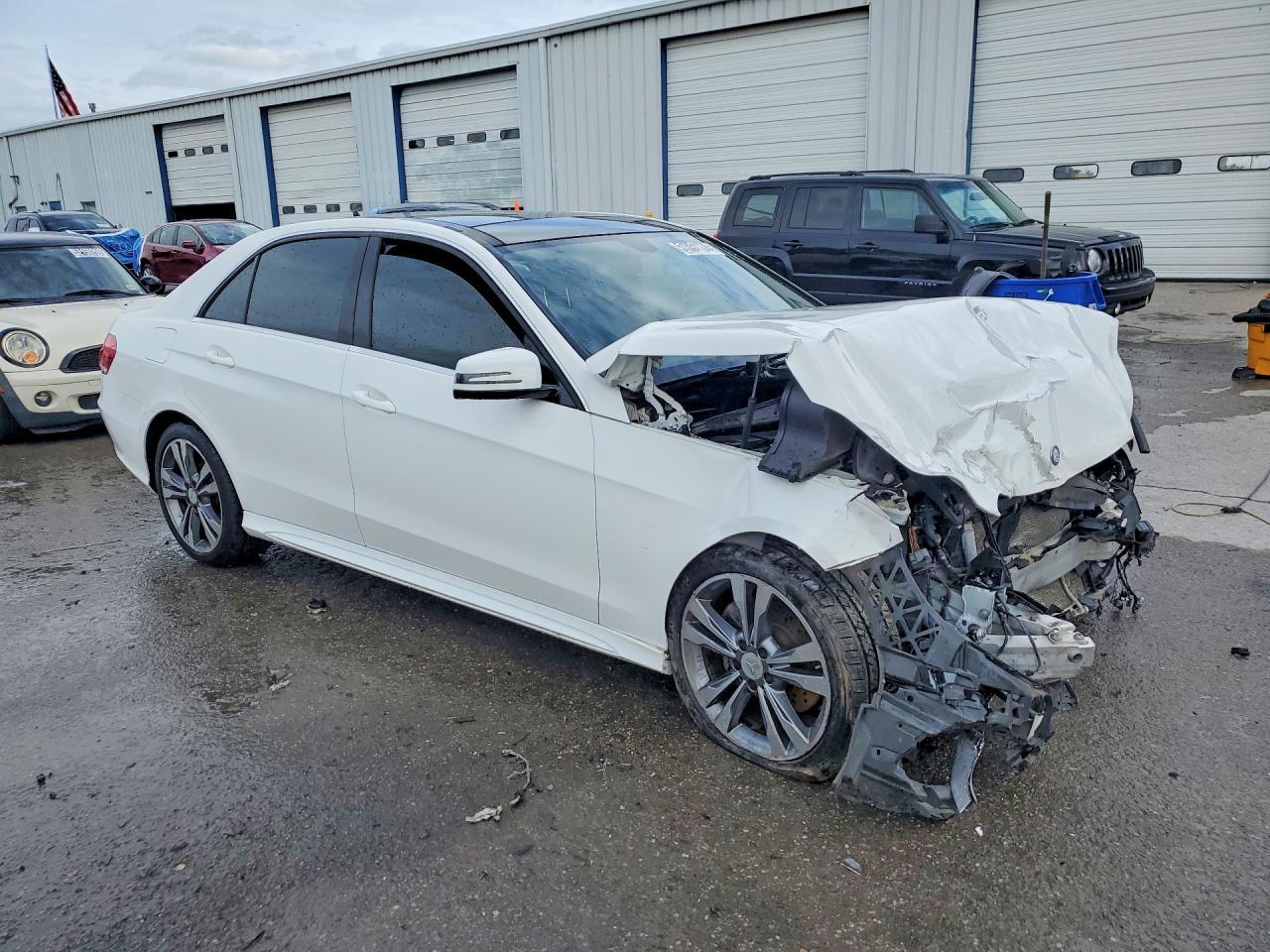 2016 Mercedes-Benz E 350 - zdjęcie 4