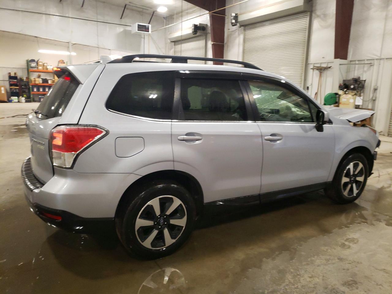 2017 Subaru Forester 2.5I Limited - zdjęcie 3