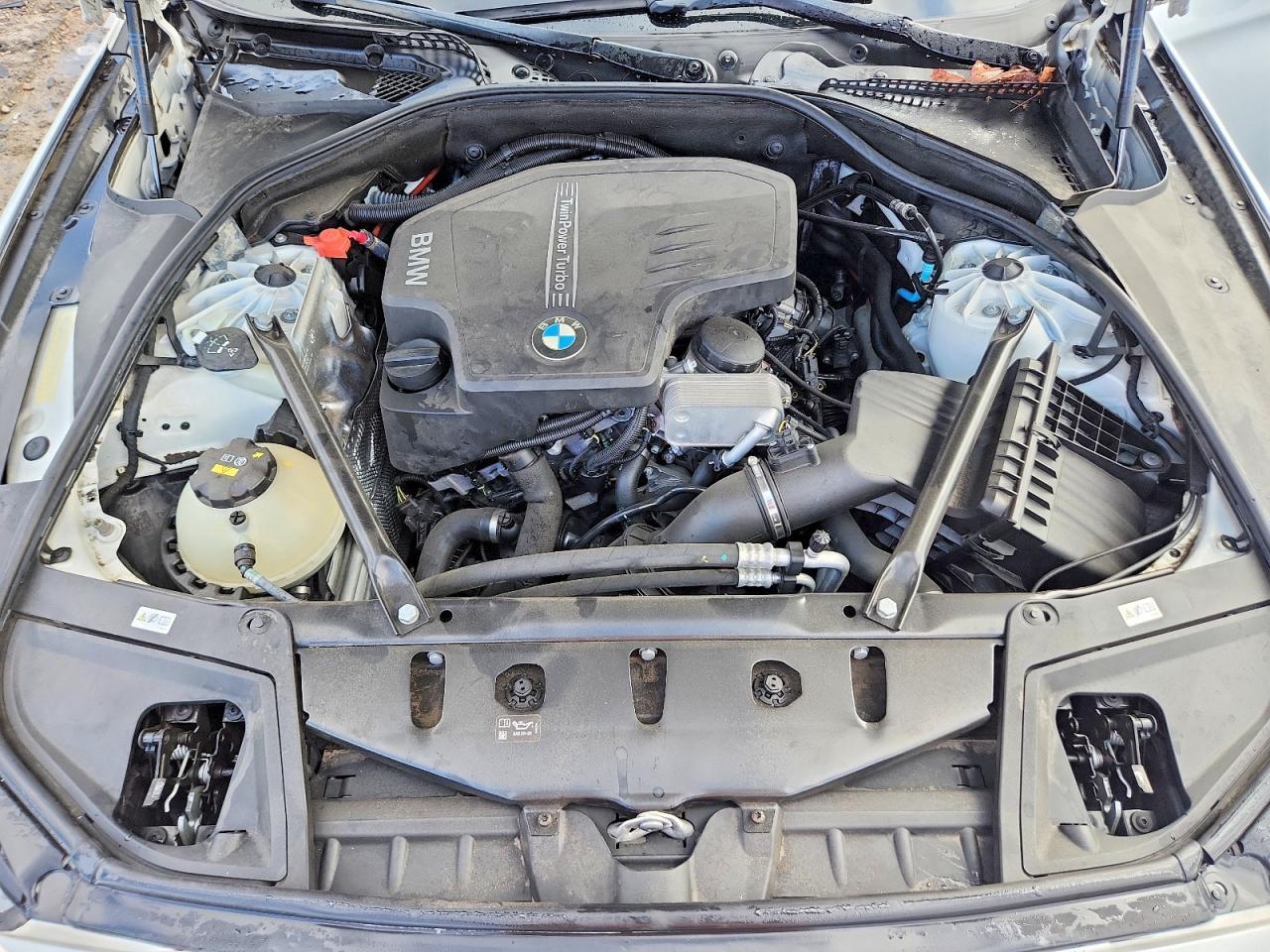 2016 BMW 528 Xi - zdjęcie 11