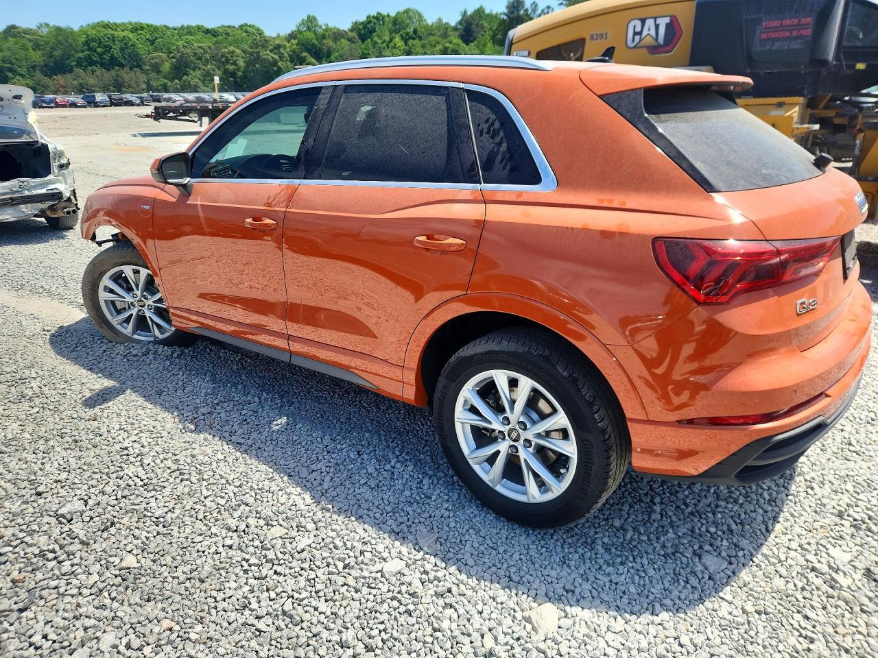2025 Audi Q3 Premium Plus S Line 45 - zdjęcie 2