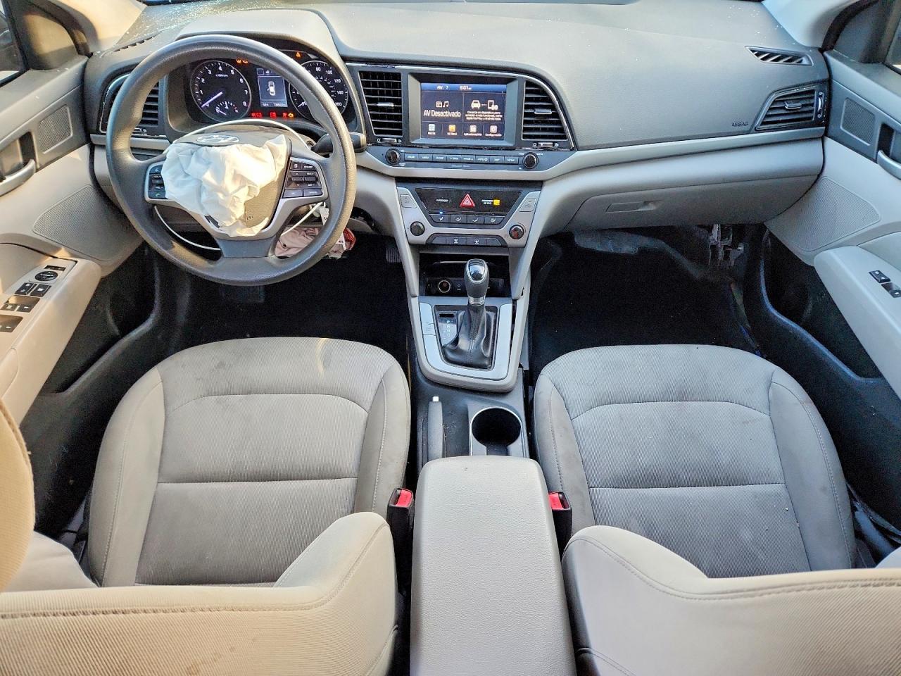 2018 Hyundai Elantra - zdjęcie 8