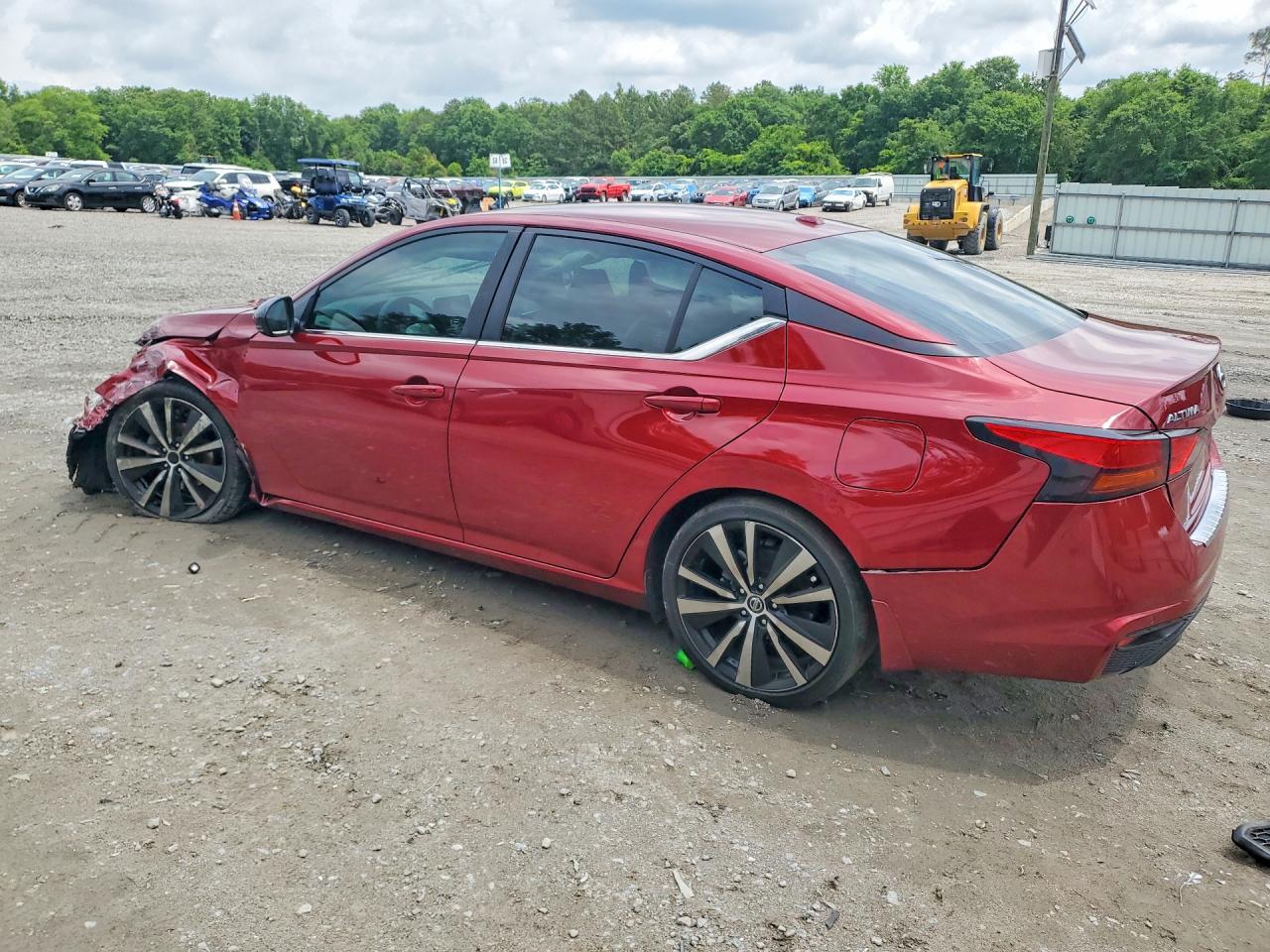 2020 Nissan Altima Sr - zdjęcie 2